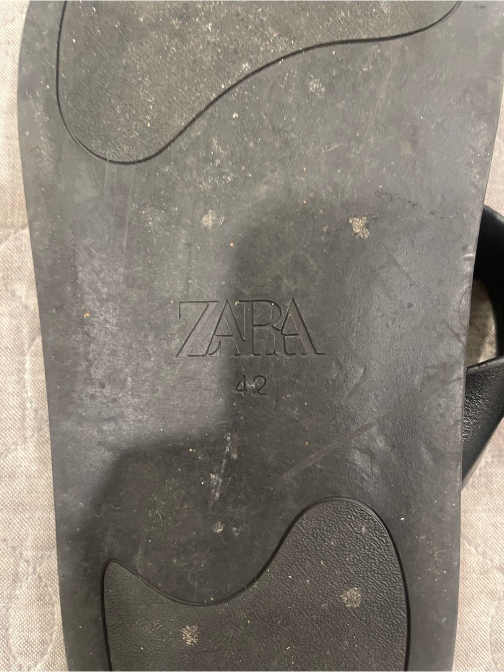 Zara Black Leather Slide Sandals with Gold Buckles - Picture 3 of 6